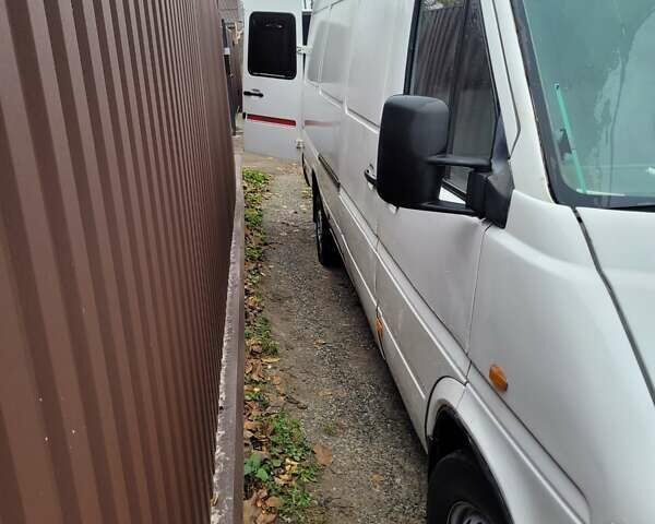 Белый Фольксваген ЛТ, объемом двигателя 2.46 л и пробегом 500 тыс. км за 5500 $, фото 17 на Automoto.ua