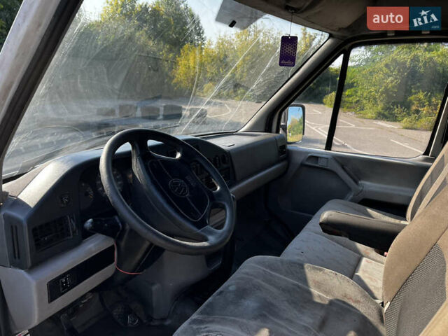 Белый Фольксваген ЛТ, объемом двигателя 2.46 л и пробегом 820 тыс. км за 5000 $, фото 14 на Automoto.ua