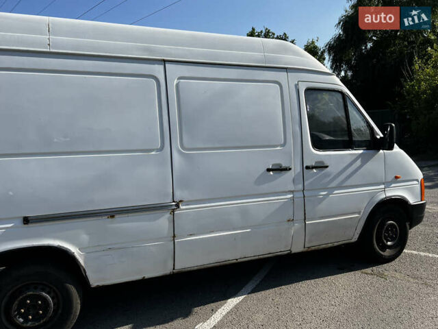 Белый Фольксваген ЛТ, объемом двигателя 2.46 л и пробегом 820 тыс. км за 5000 $, фото 7 на Automoto.ua