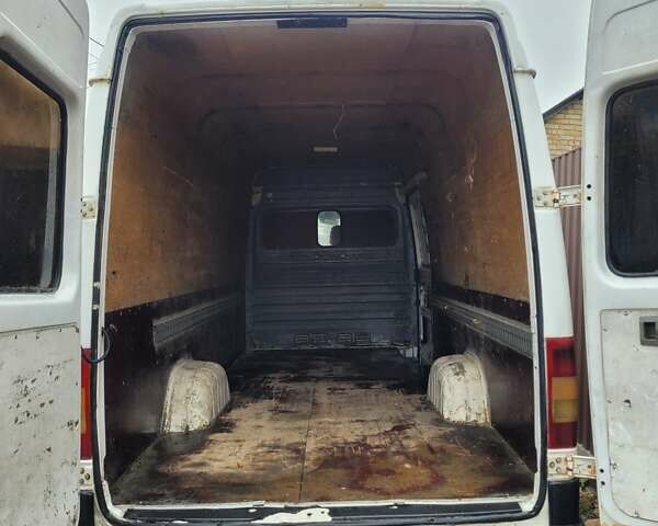 Белый Фольксваген ЛТ, объемом двигателя 2.46 л и пробегом 500 тыс. км за 5500 $, фото 8 на Automoto.ua