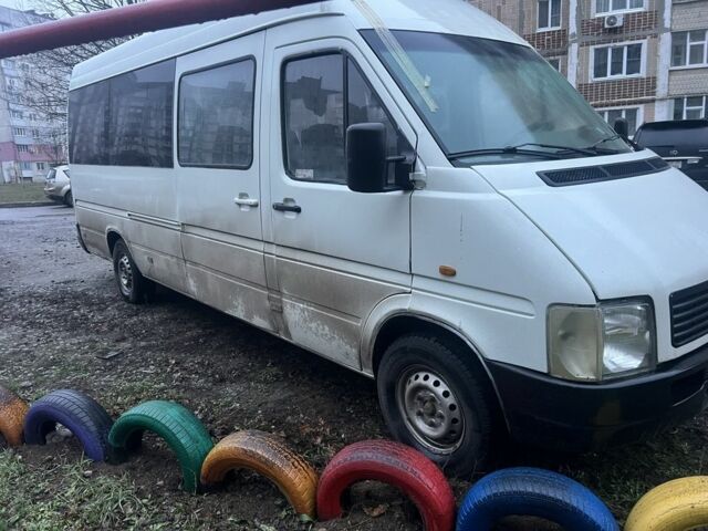 Белый Фольксваген ЛТ, объемом двигателя 2.5 л и пробегом 400 тыс. км за 3500 $, фото 5 на Automoto.ua