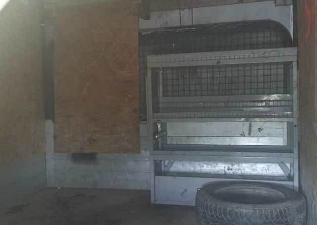 Белый Фольксваген ЛТ, объемом двигателя 2.5 л и пробегом 360 тыс. км за 3000 $, фото 3 на Automoto.ua