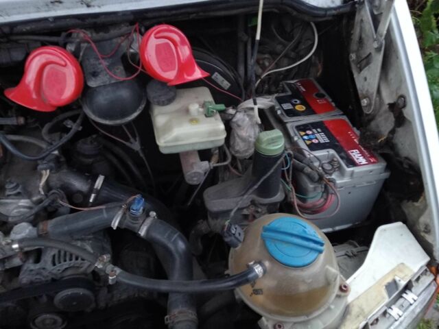 Белый Фольксваген ЛТ, объемом двигателя 2.8 л и пробегом 481 тыс. км за 9900 $, фото 17 на Automoto.ua