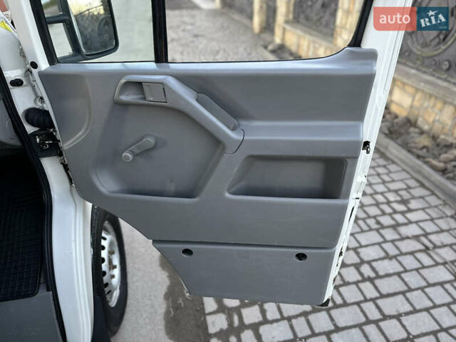 Білий Фольксваген ЛТ, об'ємом двигуна 2.5 л та пробігом 380 тис. км за 5700 $, фото 16 на Automoto.ua