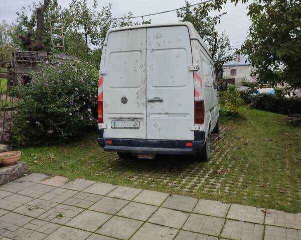 Фольксваген ЛТ 2001 в Збараже на Automoto.ua Белый Фольксваген ЛТ, объемом двигателя 2.5 л и пробегом 800 тыс. км за 4000 $, фото 1 на Automoto.ua