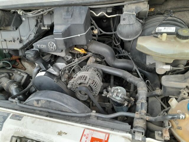 Белый Фольксваген ЛТ, объемом двигателя 2.5 л и пробегом 650 тыс. км за 7103 $, фото 6 на Automoto.ua