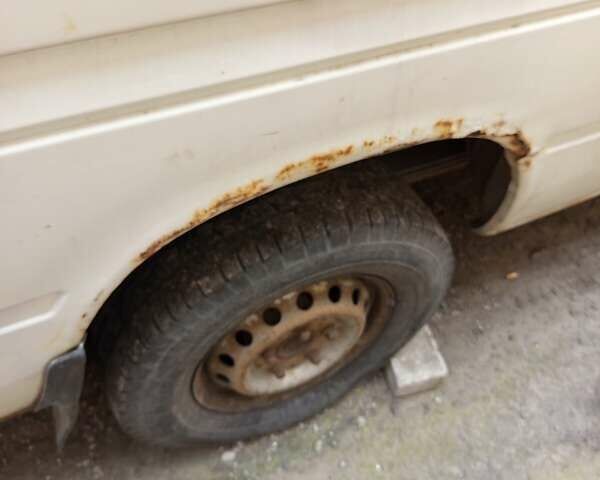 Белый Фольксваген ЛТ, объемом двигателя 2.46 л и пробегом 500 тыс. км за 5000 $, фото 7 на Automoto.ua