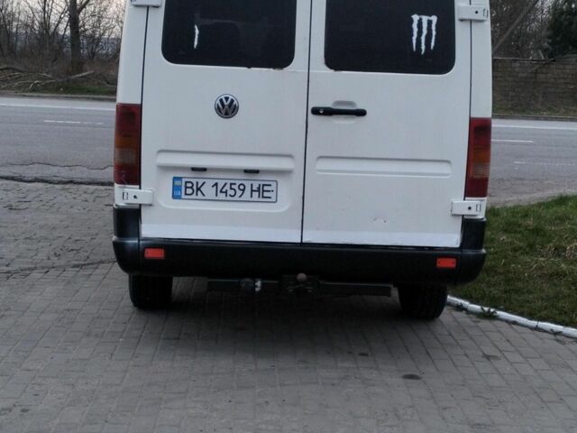 Белый Фольксваген ЛТ, объемом двигателя 2.5 л и пробегом 286 тыс. км за 7800 $, фото 4 на Automoto.ua