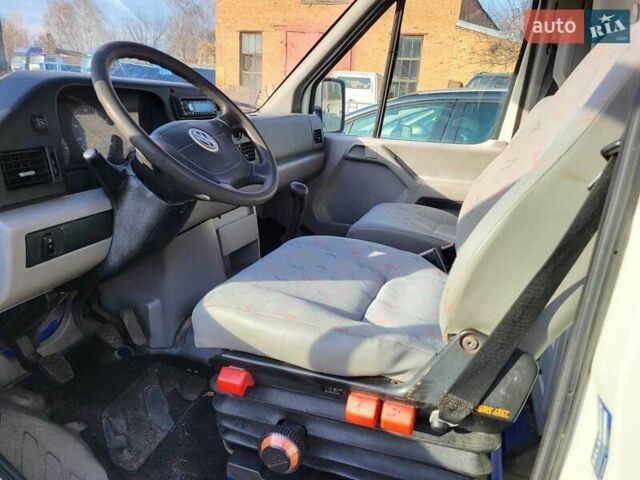 Белый Фольксваген ЛТ, объемом двигателя 2.5 л и пробегом 240 тыс. км за 13800 $, фото 3 на Automoto.ua