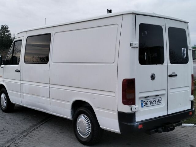 Белый Фольксваген ЛТ, объемом двигателя 2.5 л и пробегом 286 тыс. км за 7800 $, фото 3 на Automoto.ua