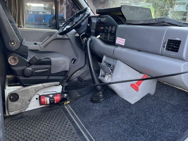 Белый Фольксваген ЛТ, объемом двигателя 2.5 л и пробегом 150 тыс. км за 8500 $, фото 1 на Automoto.ua