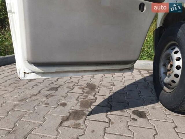 Белый Фольксваген ЛТ, объемом двигателя 2.46 л и пробегом 870 тыс. км за 8900 $, фото 9 на Automoto.ua