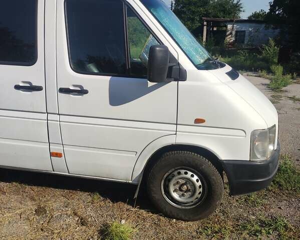 Білий Фольксваген ЛТ, об'ємом двигуна 2.8 л та пробігом 520 тис. км за 14000 $, фото 1 на Automoto.ua