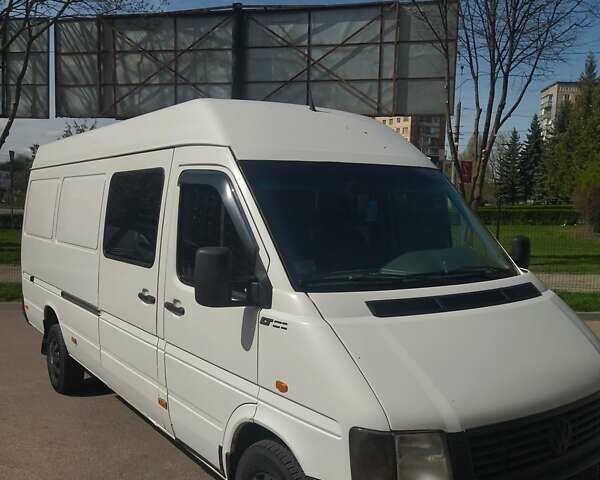 Белый Фольксваген ЛТ, объемом двигателя 0 л и пробегом 350 тыс. км за 7150 $, фото 5 на Automoto.ua