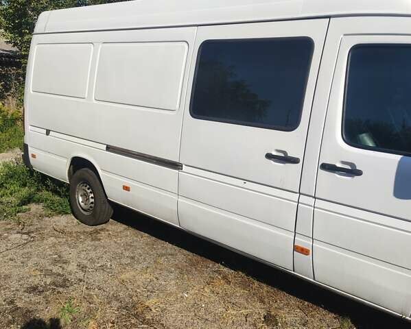 Білий Фольксваген ЛТ, об'ємом двигуна 2.8 л та пробігом 520 тис. км за 14000 $, фото 2 на Automoto.ua