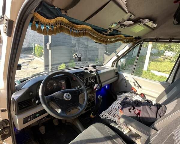 Белый Фольксваген ЛТ, объемом двигателя 2.46 л и пробегом 700 тыс. км за 9000 $, фото 6 на Automoto.ua