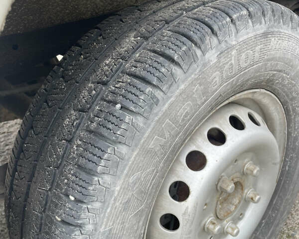 Белый Фольксваген ЛТ, объемом двигателя 2.5 л и пробегом 446 тыс. км за 6500 $, фото 5 на Automoto.ua