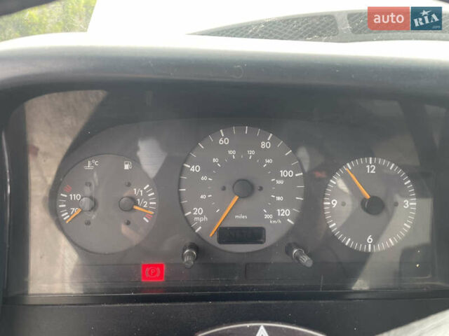 Белый Фольксваген ЛТ, объемом двигателя 2.5 л и пробегом 446 тыс. км за 6500 $, фото 4 на Automoto.ua