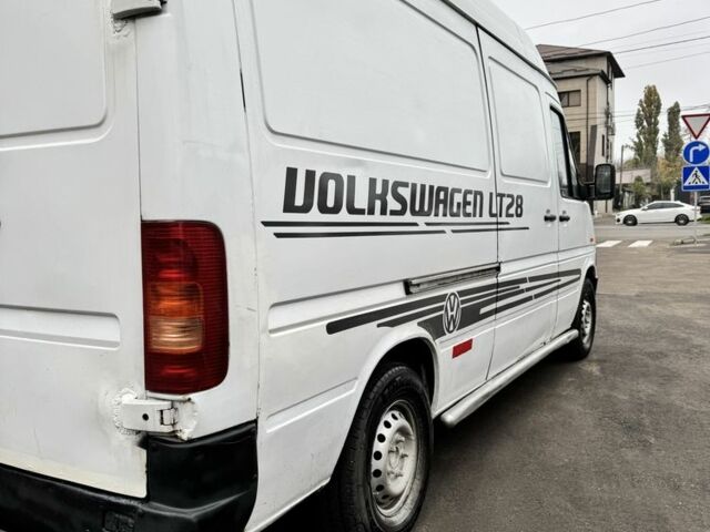 Белый Фольксваген ЛТ, объемом двигателя 2.5 л и пробегом 350 тыс. км за 5999 $, фото 7 на Automoto.ua