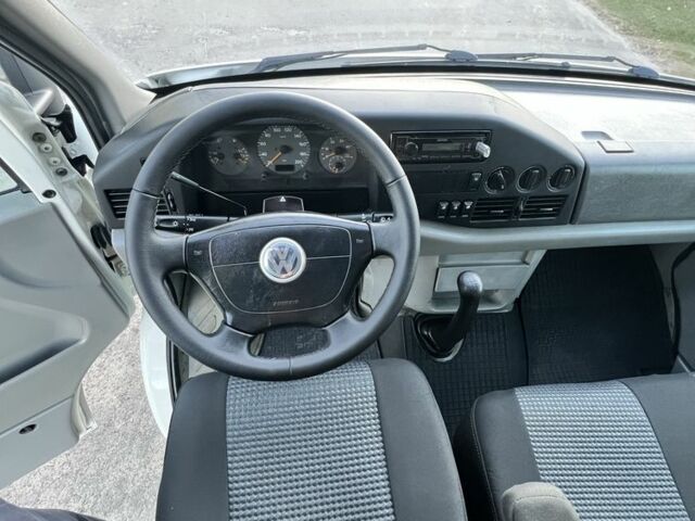 Белый Фольксваген ЛТ, объемом двигателя 2.8 л и пробегом 310 тыс. км за 13500 $, фото 21 на Automoto.ua