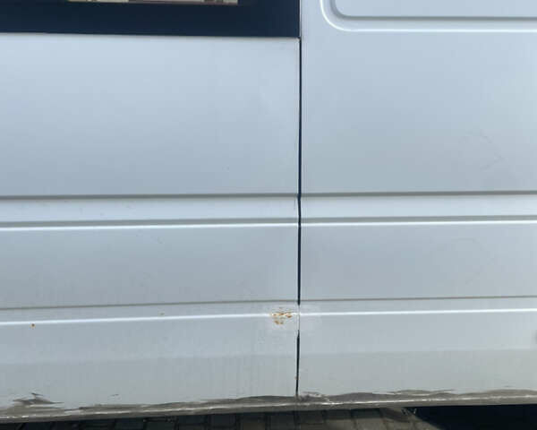 Белый Фольксваген ЛТ, объемом двигателя 2.46 л и пробегом 100 тыс. км за 14000 $, фото 7 на Automoto.ua