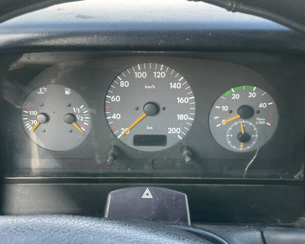 Белый Фольксваген ЛТ, объемом двигателя 2.46 л и пробегом 100 тыс. км за 14000 $, фото 13 на Automoto.ua