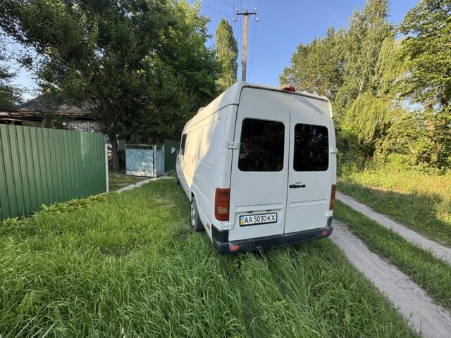 Белый Фольксваген ЛТ, объемом двигателя 2.5 л и пробегом 86 тыс. км за 8700 $, фото 5 на Automoto.ua