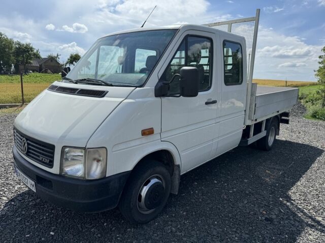 Белый Фольксваген ЛТ, объемом двигателя 2.5 л и пробегом 260 тыс. км за 15500 $, фото 6 на Automoto.ua