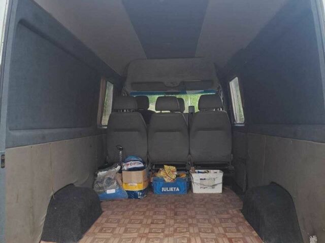 Белый Фольксваген ЛТ, объемом двигателя 2.46 л и пробегом 447 тыс. км за 6500 $, фото 20 на Automoto.ua