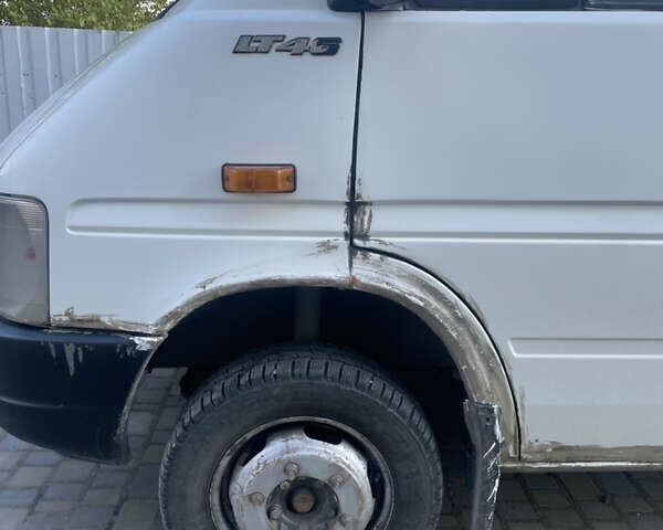 Белый Фольксваген ЛТ, объемом двигателя 2.46 л и пробегом 100 тыс. км за 14000 $, фото 4 на Automoto.ua