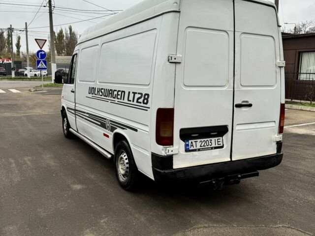 Белый Фольксваген ЛТ, объемом двигателя 2.5 л и пробегом 350 тыс. км за 5999 $, фото 9 на Automoto.ua