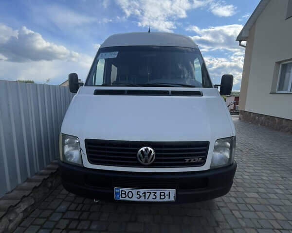 Белый Фольксваген ЛТ, объемом двигателя 2.46 л и пробегом 100 тыс. км за 14000 $, фото 3 на Automoto.ua