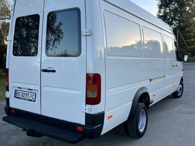 Белый Фольксваген ЛТ, объемом двигателя 2.8 л и пробегом 310 тыс. км за 13500 $, фото 5 на Automoto.ua