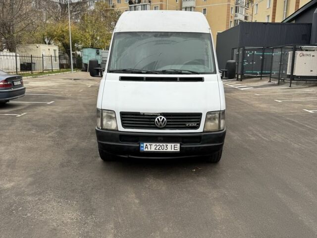 Белый Фольксваген ЛТ, объемом двигателя 2.5 л и пробегом 350 тыс. км за 5999 $, фото 3 на Automoto.ua