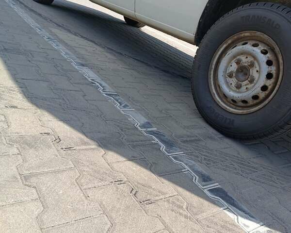 Белый Фольксваген ЛТ, объемом двигателя 2.5 л и пробегом 305 тыс. км за 8500 $, фото 9 на Automoto.ua