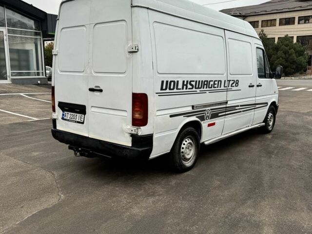 Белый Фольксваген ЛТ, объемом двигателя 2.5 л и пробегом 350 тыс. км за 5999 $, фото 6 на Automoto.ua