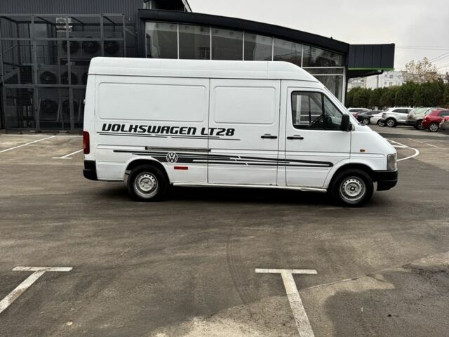 Белый Фольксваген ЛТ, объемом двигателя 2.5 л и пробегом 350 тыс. км за 5999 $, фото 5 на Automoto.ua