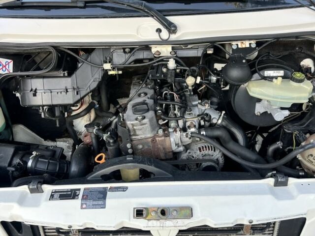 Белый Фольксваген ЛТ, объемом двигателя 2.8 л и пробегом 310 тыс. км за 13500 $, фото 16 на Automoto.ua