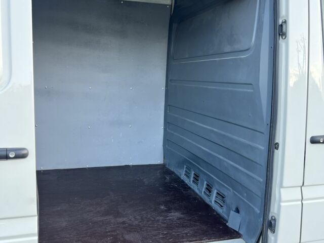 Белый Фольксваген ЛТ, объемом двигателя 2.8 л и пробегом 310 тыс. км за 13500 $, фото 13 на Automoto.ua