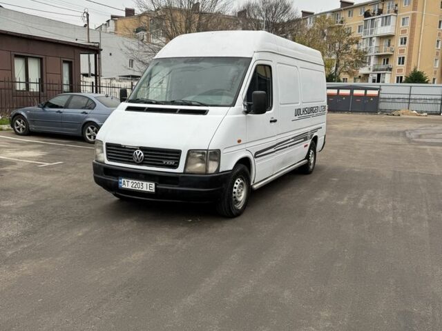 Белый Фольксваген ЛТ, объемом двигателя 2.5 л и пробегом 350 тыс. км за 5999 $, фото 2 на Automoto.ua