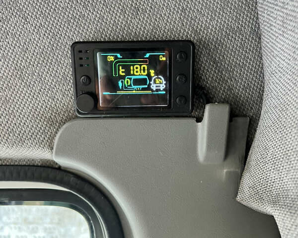 Белый Фольксваген ЛТ, объемом двигателя 2.8 л и пробегом 310 тыс. км за 13900 $, фото 18 на Automoto.ua