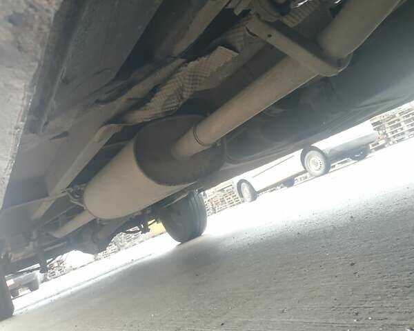 Белый Фольксваген ЛТ, объемом двигателя 2.46 л и пробегом 483 тыс. км за 6000 $, фото 10 на Automoto.ua