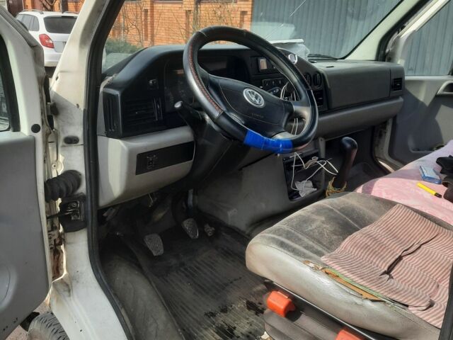 Фольксваген ЛТ 2005 в Днепре (Днепропетровске) на Automoto.ua Белый Фольксваген ЛТ, объемом двигателя 2.8 л и пробегом 500 тыс. км за 6900 $, фото 5 на Automoto.ua