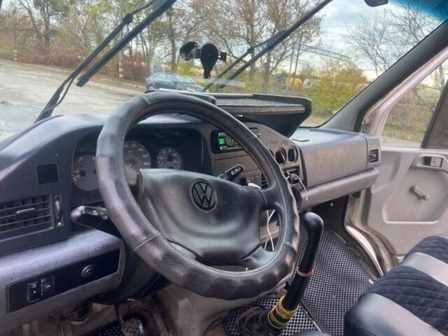 Білий Фольксваген ЛТ, об'ємом двигуна 2.5 л та пробігом 500 тис. км за 5999 $, фото 6 на Automoto.ua