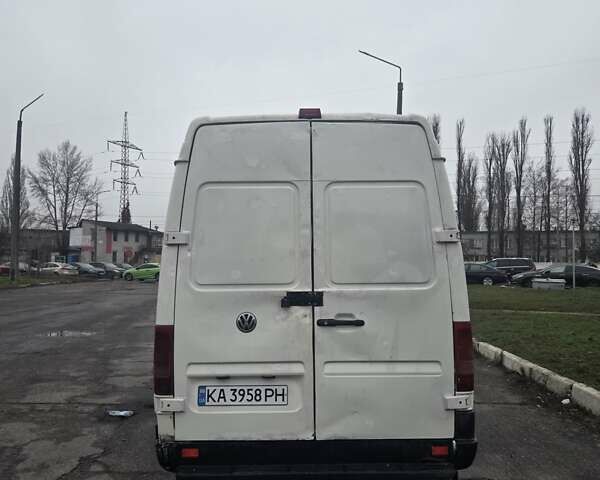 Білий Фольксваген ЛТ, об'ємом двигуна 2.8 л та пробігом 380 тис. км за 8200 $, фото 4 на Automoto.ua