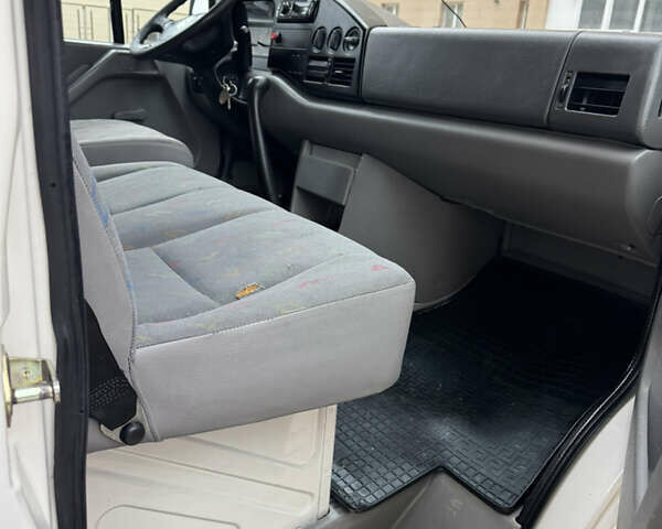 Белый Фольксваген ЛТ, объемом двигателя 2.5 л и пробегом 600 тыс. км за 6000 $, фото 12 на Automoto.ua