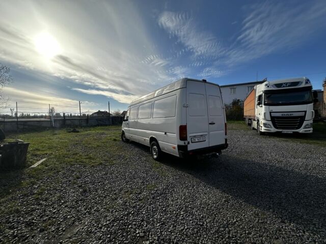 Білий Фольксваген ЛТ, об'ємом двигуна 2.5 л та пробігом 600 тис. км за 5900 $, фото 4 на Automoto.ua