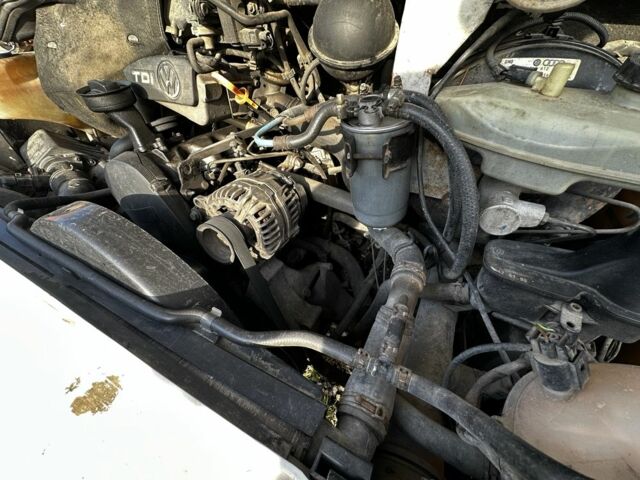 Білий Фольксваген ЛТ, об'ємом двигуна 2.5 л та пробігом 600 тис. км за 5900 $, фото 23 на Automoto.ua