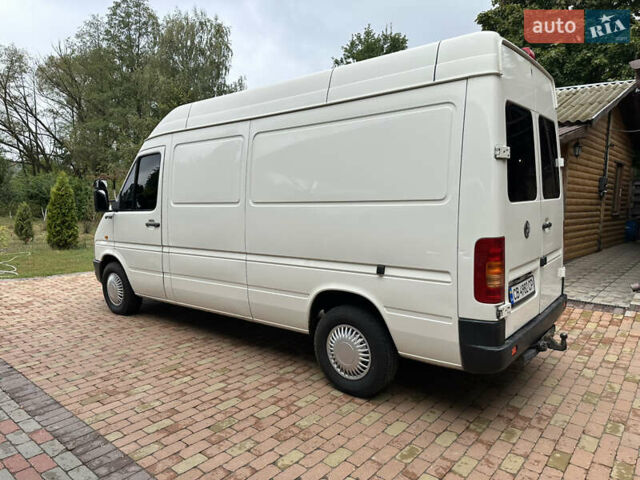 Белый Фольксваген ЛТ, объемом двигателя 2.46 л и пробегом 623 тыс. км за 11500 $, фото 4 на Automoto.ua