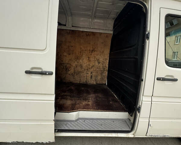 Белый Фольксваген ЛТ, объемом двигателя 2.5 л и пробегом 600 тыс. км за 6000 $, фото 9 на Automoto.ua